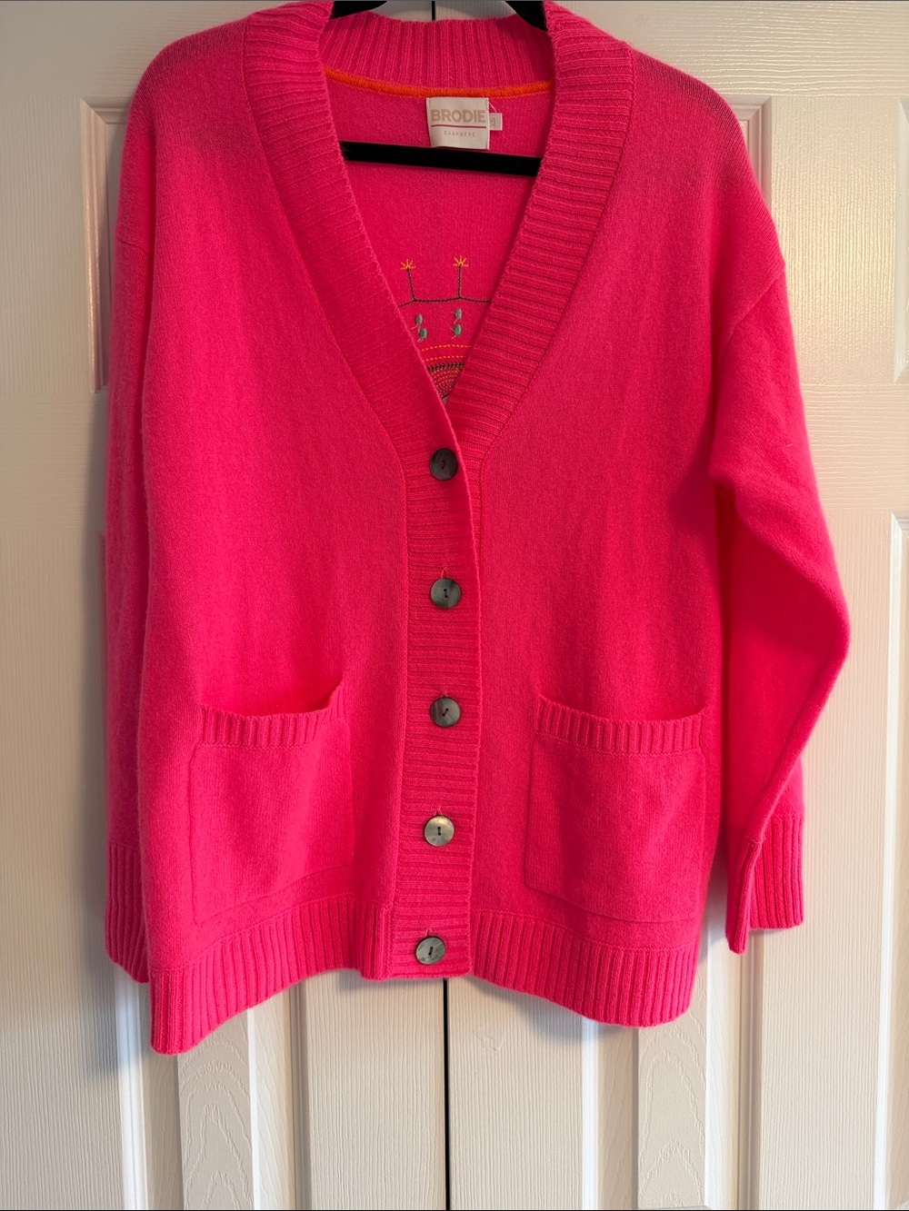 Brodie Cashmere Bright Pink Evil Eye Cardigan Sweater XS V Neck Button Front